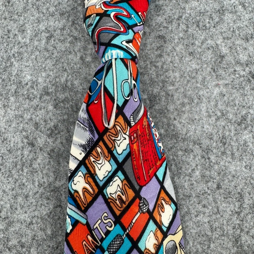 Nicole Miller Vintage 1992 Dental Dentist Silk Tie Novelty Print Mens Multi 377